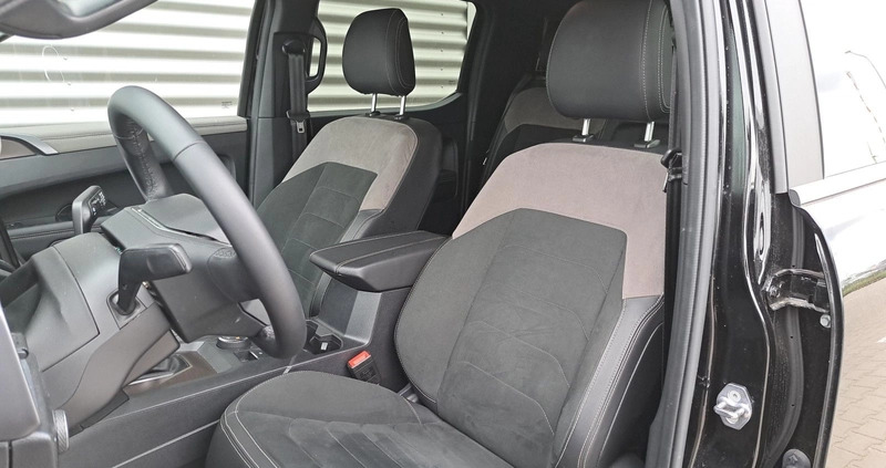 Volkswagen Amarok cena 243540 przebieg: 15000, rok produkcji 2023 z Poznań małe 106